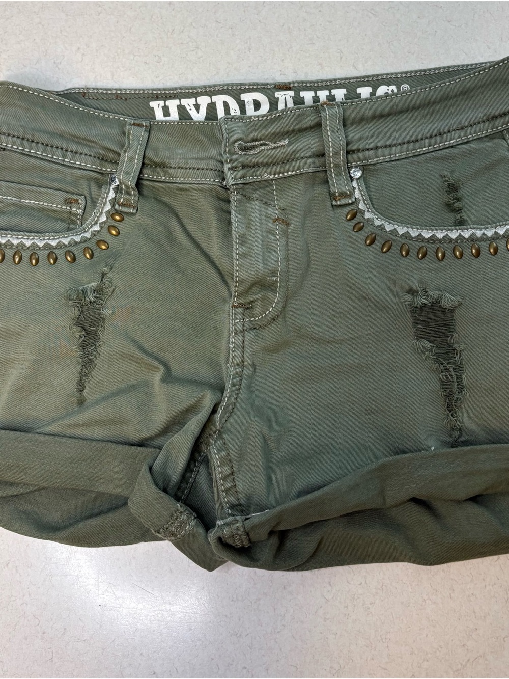 Women’s 2 Pair Hydraulic Brand Denim Shorts Size 3/4 - Picture 2 of 16